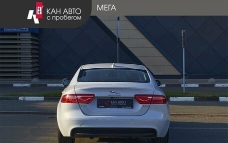 Jaguar XE I рестайлинг, 2016 год, 1 648 000 рублей, 4 фотография