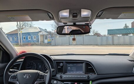 Hyundai Elantra VI рестайлинг, 2017 год, 1 700 000 рублей, 7 фотография