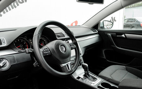 Volkswagen Passat B7, 2011 год, 1 075 000 рублей, 11 фотография