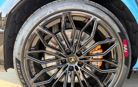 Lamborghini Urus I, 2025 год, 50 000 000 рублей, 10 фотография