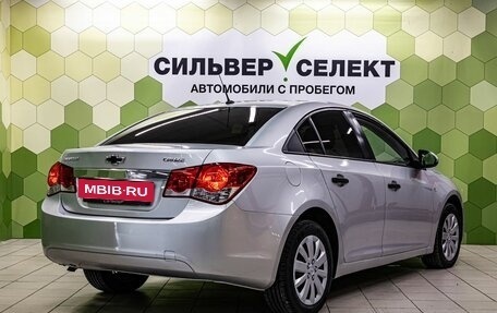 Chevrolet Cruze II, 2011 год, 650 000 рублей, 2 фотография