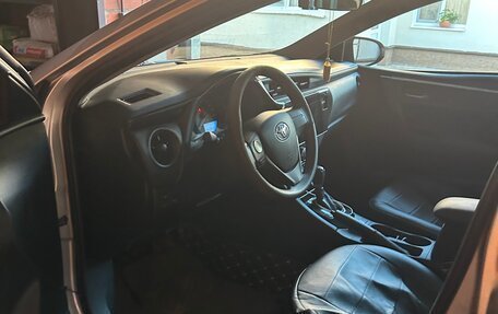 Toyota Corolla, 2017 год, 1 600 000 рублей, 6 фотография