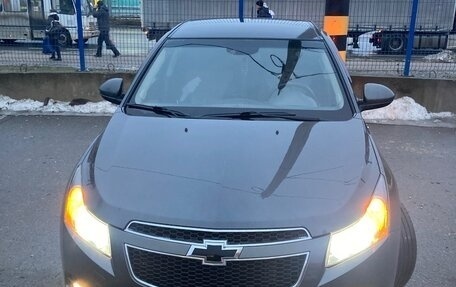 Chevrolet Cruze II, 2010 год, 750 000 рублей, 7 фотография