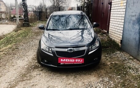 Chevrolet Cruze II, 2010 год, 750 000 рублей, 9 фотография