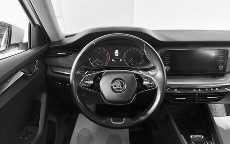 Skoda Octavia IV, 2021 год, 1 690 000 рублей, 15 фотография