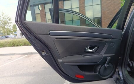Renault Laguna III рестайлинг, 2009 год, 830 000 рублей, 9 фотография