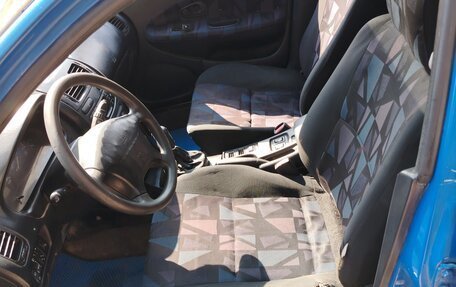 Mitsubishi Carisma I, 1998 год, 180 000 рублей, 8 фотография