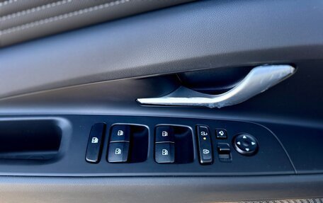 Hyundai Elantra, 2023 год, 2 390 000 рублей, 6 фотография