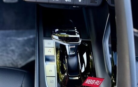 Hyundai Elantra, 2023 год, 2 390 000 рублей, 17 фотография