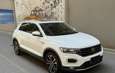 Volkswagen T-Roc I, 2021 год, 1 600 000 рублей, 1 фотография