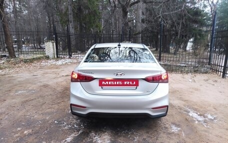 Hyundai Solaris II рестайлинг, 2019 год, 1 350 000 рублей, 2 фотография