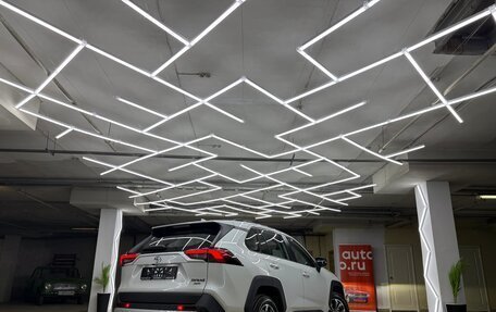 Toyota RAV4, 2025 год, 3 800 000 рублей, 5 фотография