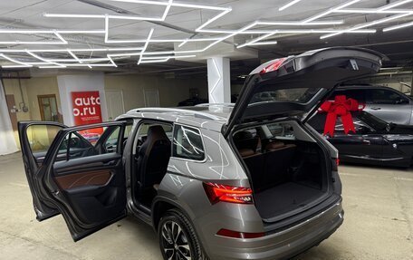 Skoda Kodiaq I, 2023 год, 4 000 000 рублей, 18 фотография