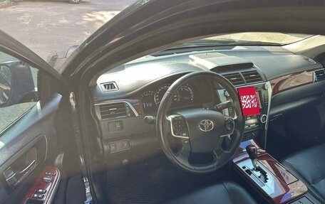 Toyota Camry, 2014 год, 2 310 000 рублей, 2 фотография