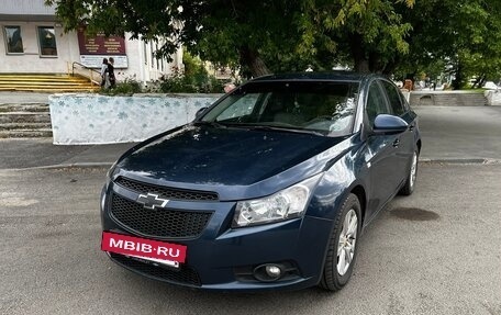 Chevrolet Cruze II, 2012 год, 595 000 рублей, 4 фотография