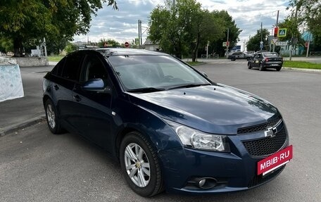 Chevrolet Cruze II, 2012 год, 595 000 рублей, 3 фотография