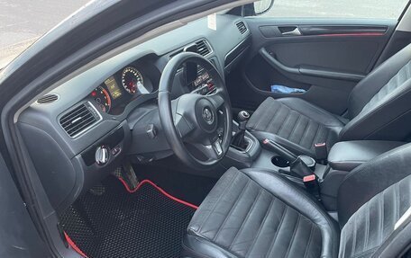 Volkswagen Jetta VI, 2013 год, 860 000 рублей, 10 фотография