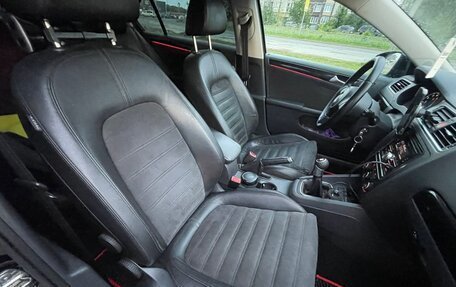 Volkswagen Jetta VI, 2013 год, 860 000 рублей, 18 фотография