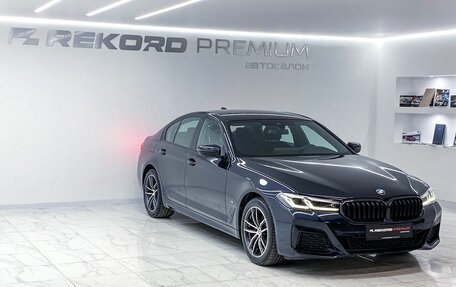 BMW 5 серия, 2021 год, 4 499 000 рублей, 2 фотография