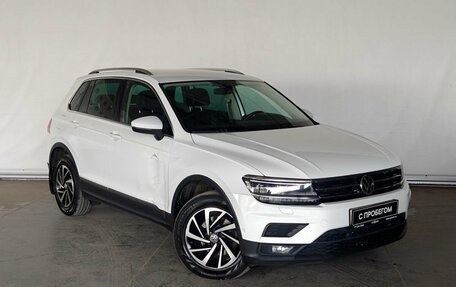Volkswagen Tiguan II, 2018 год, 1 977 000 рублей, 3 фотография