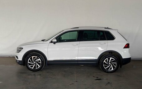 Volkswagen Tiguan II, 2018 год, 1 977 000 рублей, 7 фотография
