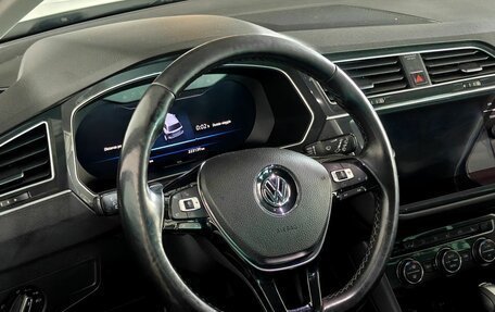 Volkswagen Tiguan II, 2018 год, 1 977 000 рублей, 12 фотография