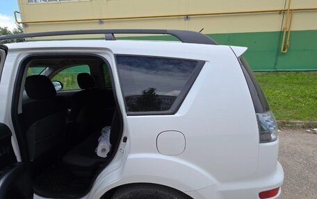 Mitsubishi Outlander III рестайлинг 3, 2012 год, 1 400 000 рублей, 8 фотография