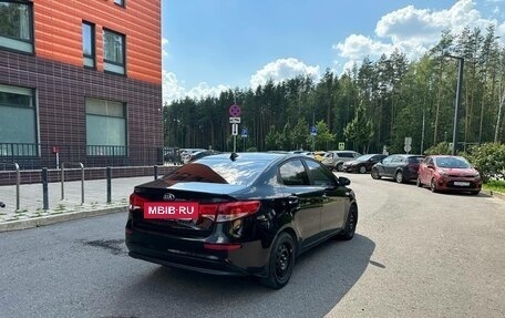 KIA Rio III рестайлинг, 2017 год, 1 050 000 рублей, 10 фотография