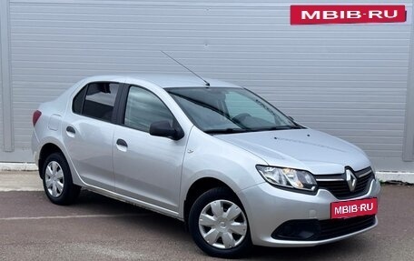 Renault Logan II, 2015 год, 580 000 рублей, 3 фотография