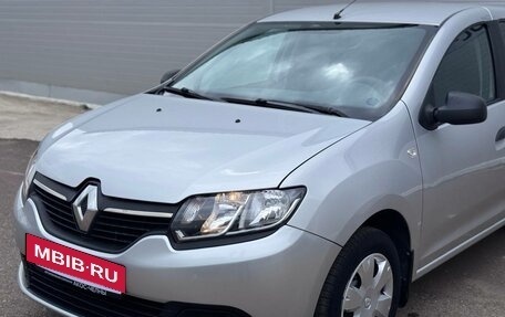 Renault Logan II, 2015 год, 580 000 рублей, 10 фотография