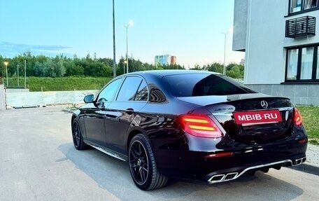 Mercedes-Benz E-Класс, 2016 год, 2 350 000 рублей, 4 фотография