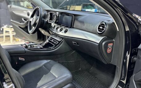 Mercedes-Benz E-Класс, 2016 год, 2 350 000 рублей, 15 фотография
