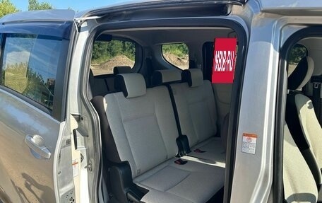 Toyota Sienta II, 2017 год, 1 175 000 рублей, 12 фотография