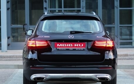 Mercedes-Benz GLC, 2017 год, 3 990 000 рублей, 4 фотография