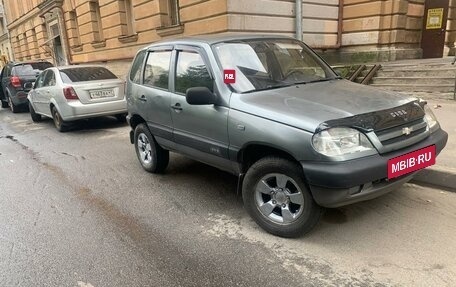 Chevrolet Niva I рестайлинг, 2006 год, 185 000 рублей, 3 фотография