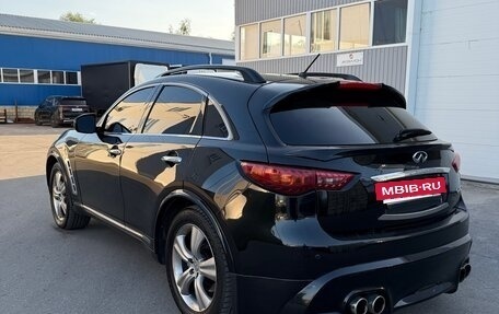 Infiniti QX70, 2015 год, 2 550 000 рублей, 7 фотография
