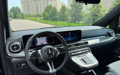 Mercedes-Benz V-Класс, 2025 год, 12 575 000 рублей, 2 фотография