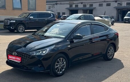 Hyundai Solaris II рестайлинг, 2021 год, 1 700 000 рублей, 1 фотография