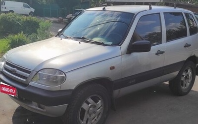 Chevrolet Niva I рестайлинг, 2004 год, 350 000 рублей, 1 фотография