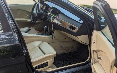 BMW 5 серия, 2005 год, 1 600 000 рублей, 11 фотография