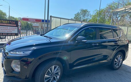 Hyundai Santa Fe IV, 2019 год, 3 000 000 рублей, 2 фотография