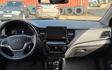 Hyundai Solaris II рестайлинг, 2021 год, 1 700 000 рублей, 13 фотография