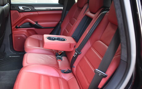 Porsche Cayenne III, 2016 год, 4 990 000 рублей, 16 фотография