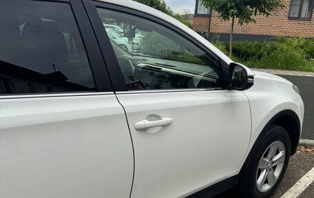 Toyota RAV4, 2013 год, 2 350 000 рублей, 3 фотография