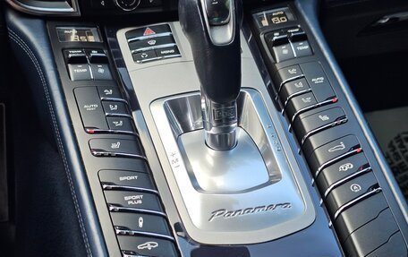Porsche Panamera II рестайлинг, 2012 год, 2 750 000 рублей, 29 фотография