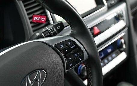 Hyundai Sonata VII, 2019 год, 1 695 000 рублей, 10 фотография