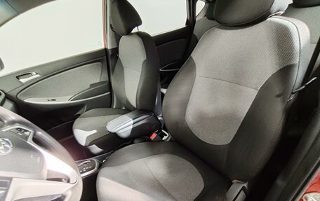 Hyundai Solaris II рестайлинг, 2012 год, 820 000 рублей, 21 фотография