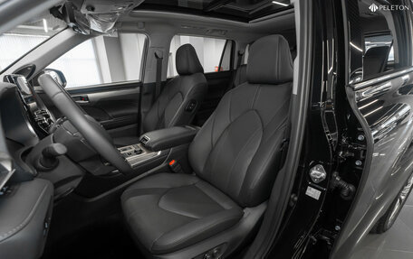 Toyota Highlander, 2024 год, 5 100 000 рублей, 9 фотография