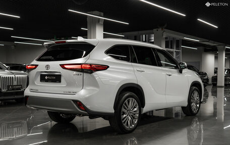 Toyota Highlander, 2025 год, 5 200 000 рублей, 5 фотография