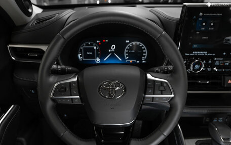 Toyota Highlander, 2025 год, 5 200 000 рублей, 11 фотография
